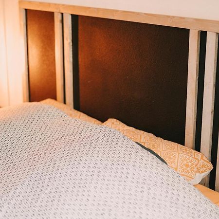 Franc-Bisontin - Unique ! 4 Logements Disponibles 브장송 외부 사진