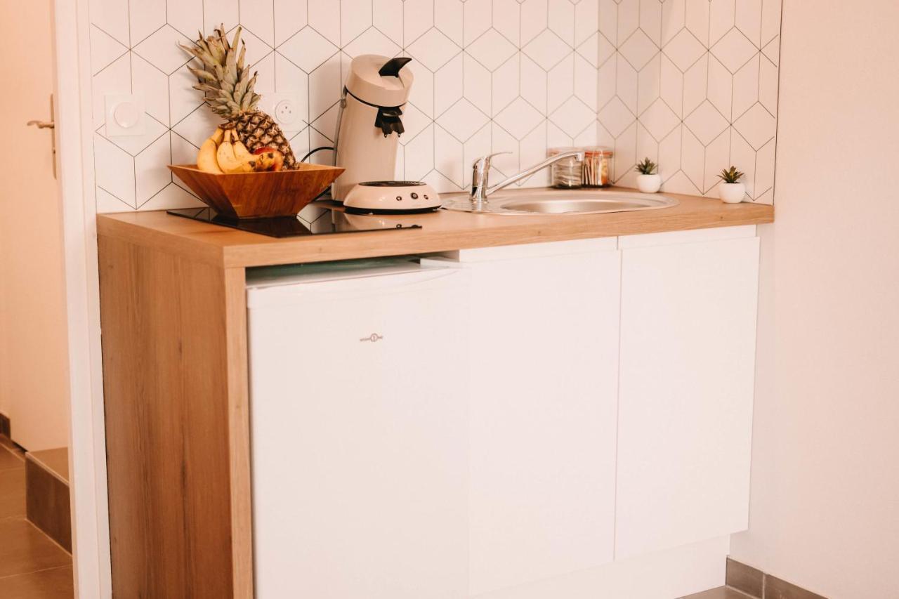 Franc-Bisontin - Unique ! 4 Logements Disponibles 브장송 외부 사진