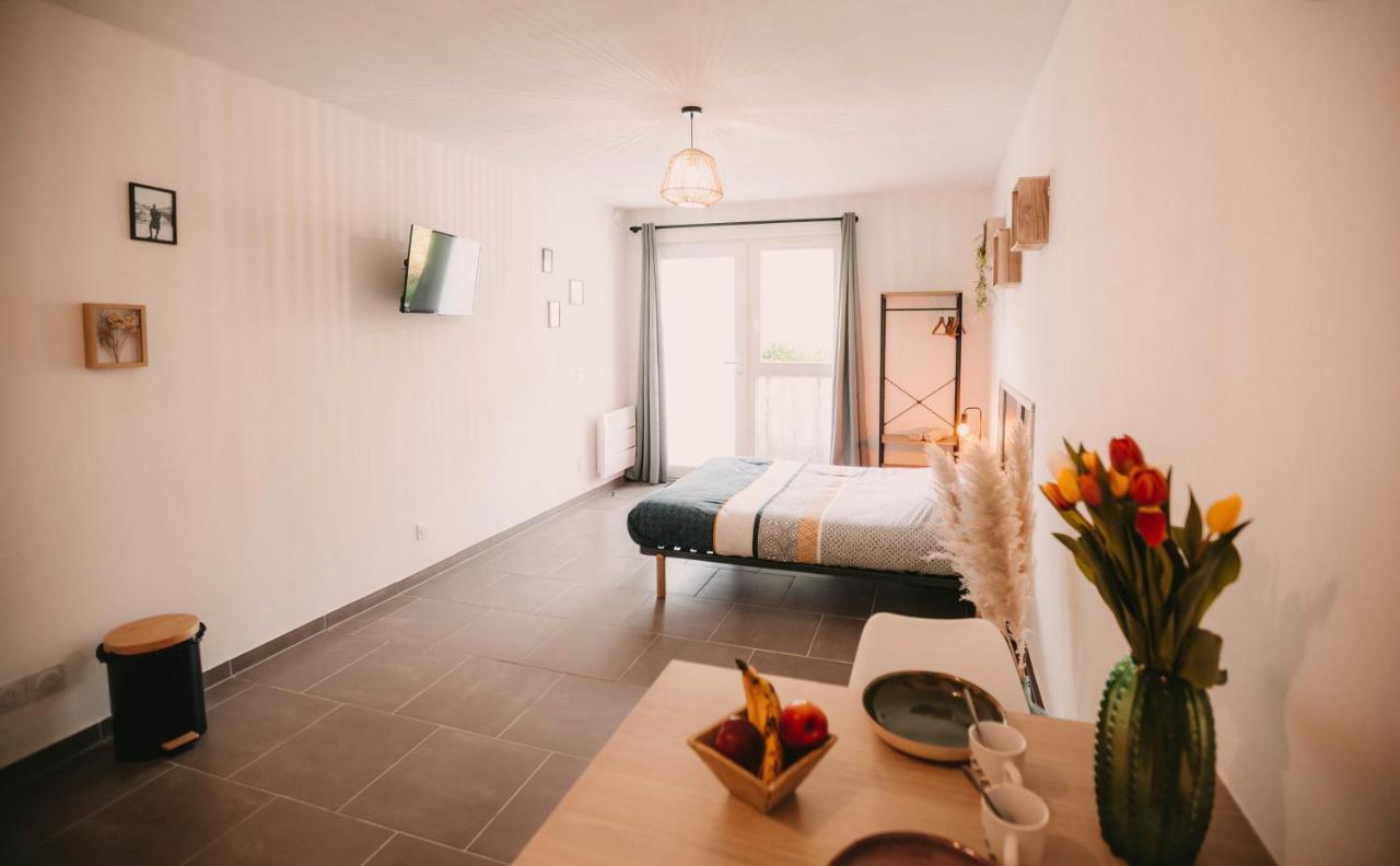 Franc-Bisontin - Unique ! 4 Logements Disponibles 브장송 외부 사진