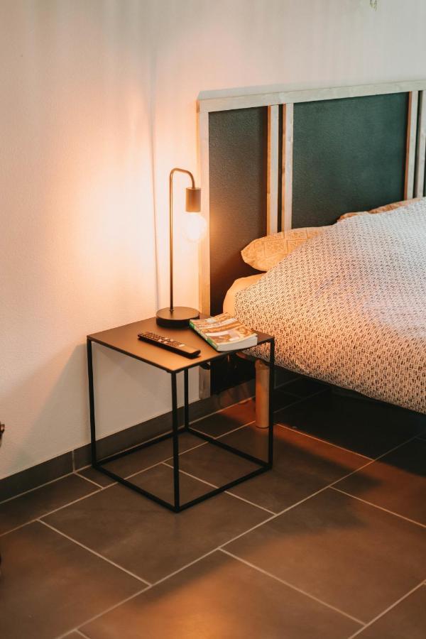 Franc-Bisontin - Unique ! 4 Logements Disponibles 브장송 외부 사진